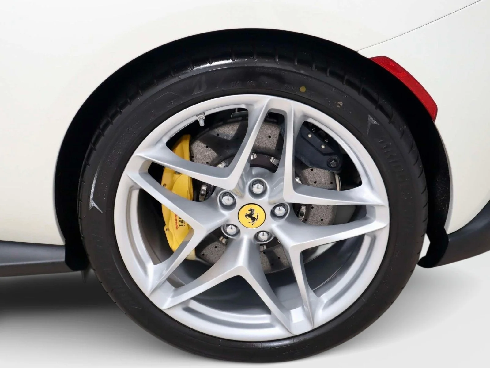Certified Used 2023 Bianco Avus Ferrari  image 9