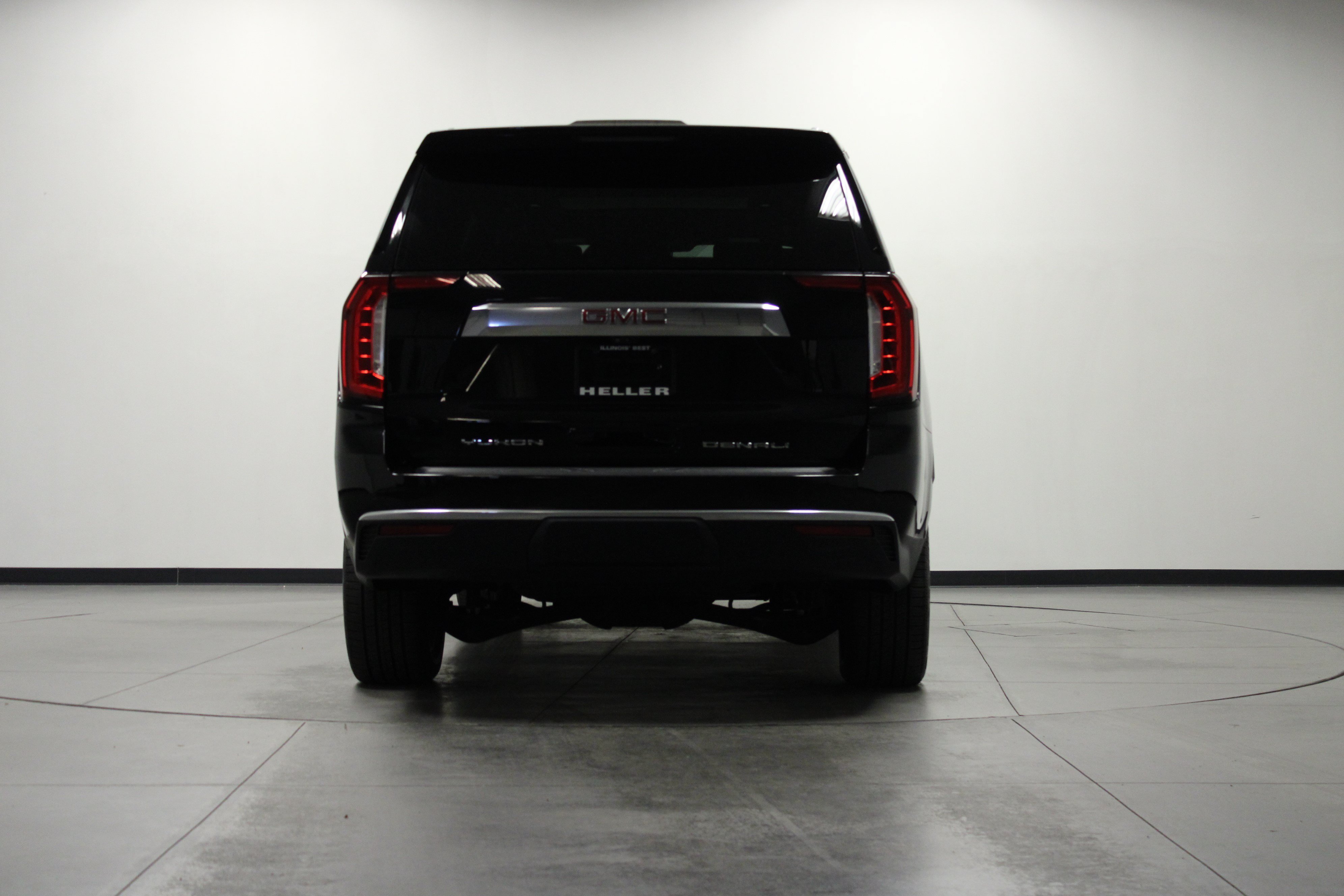 Used 2022 Onyx Black GMC Denali image 5