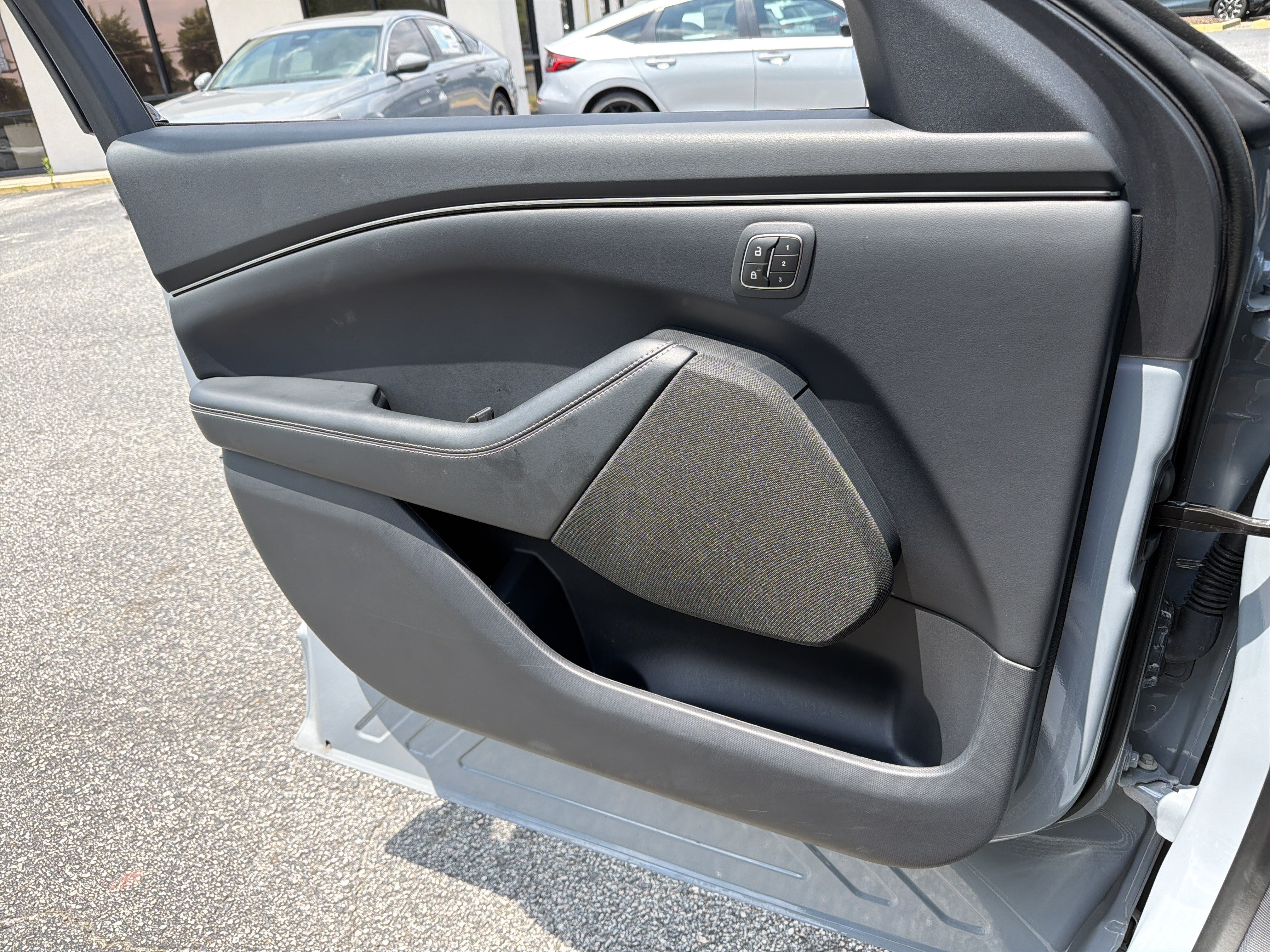 Used 2024 Glacier Gray Metallic TriCoat Ford Select image 12
