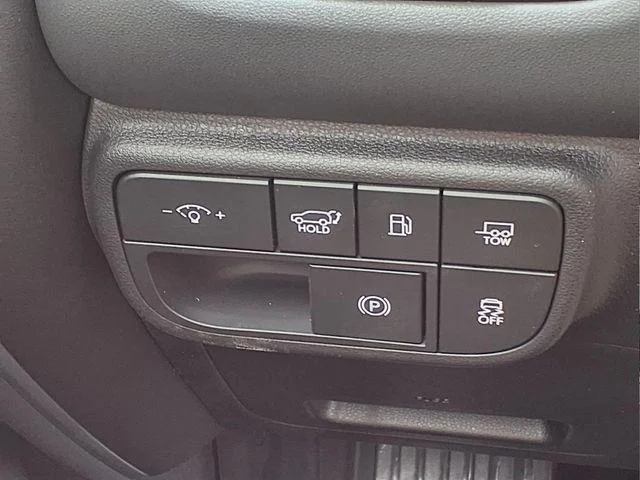 New 2026 Black Hyundai SEL image 22