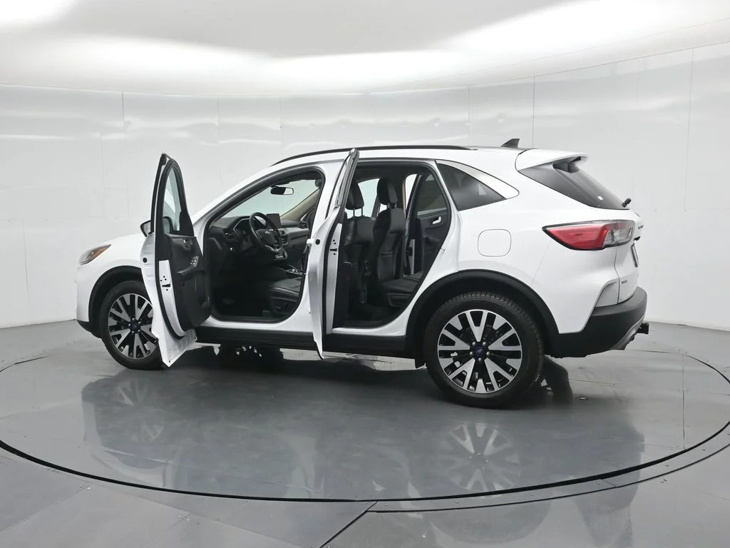 Certified Used 2020 White Ford SEL image 34