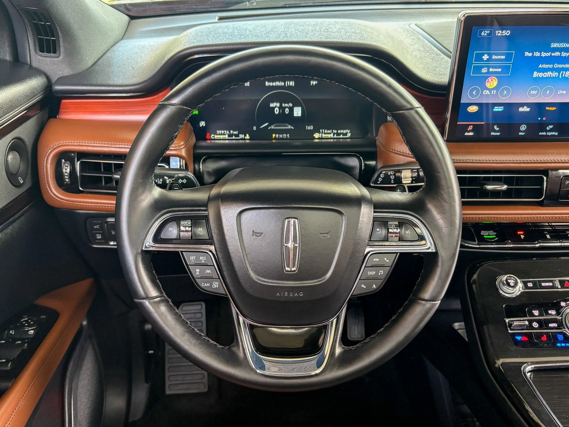 Used 2022 Red Lincoln Reserve image 30