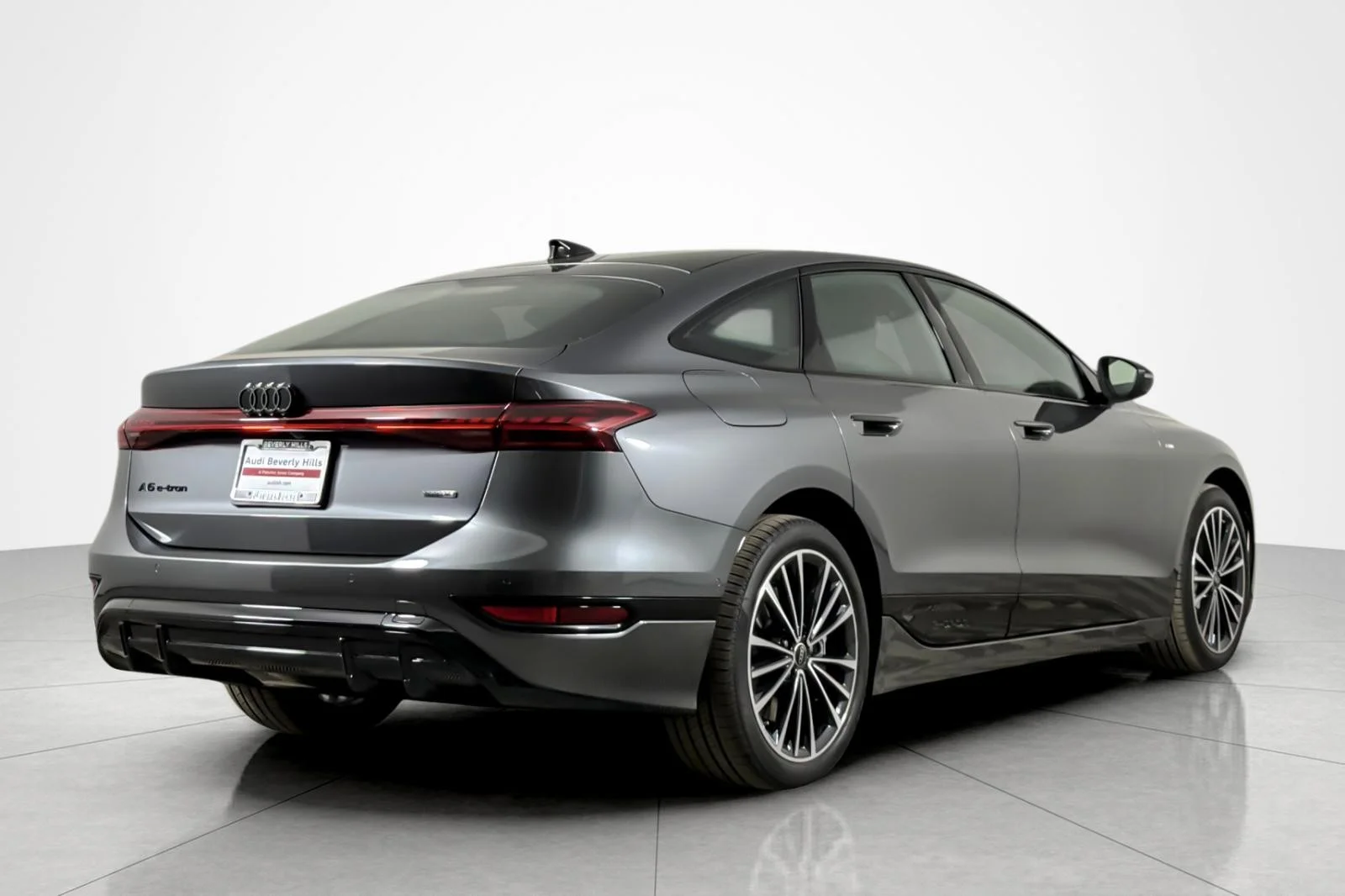 New 2027 Daytona Gray Pearl Effect Audi Premium Plus quattro image 6