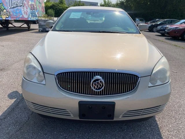 Used 2008 Gold Buick CXL image 2