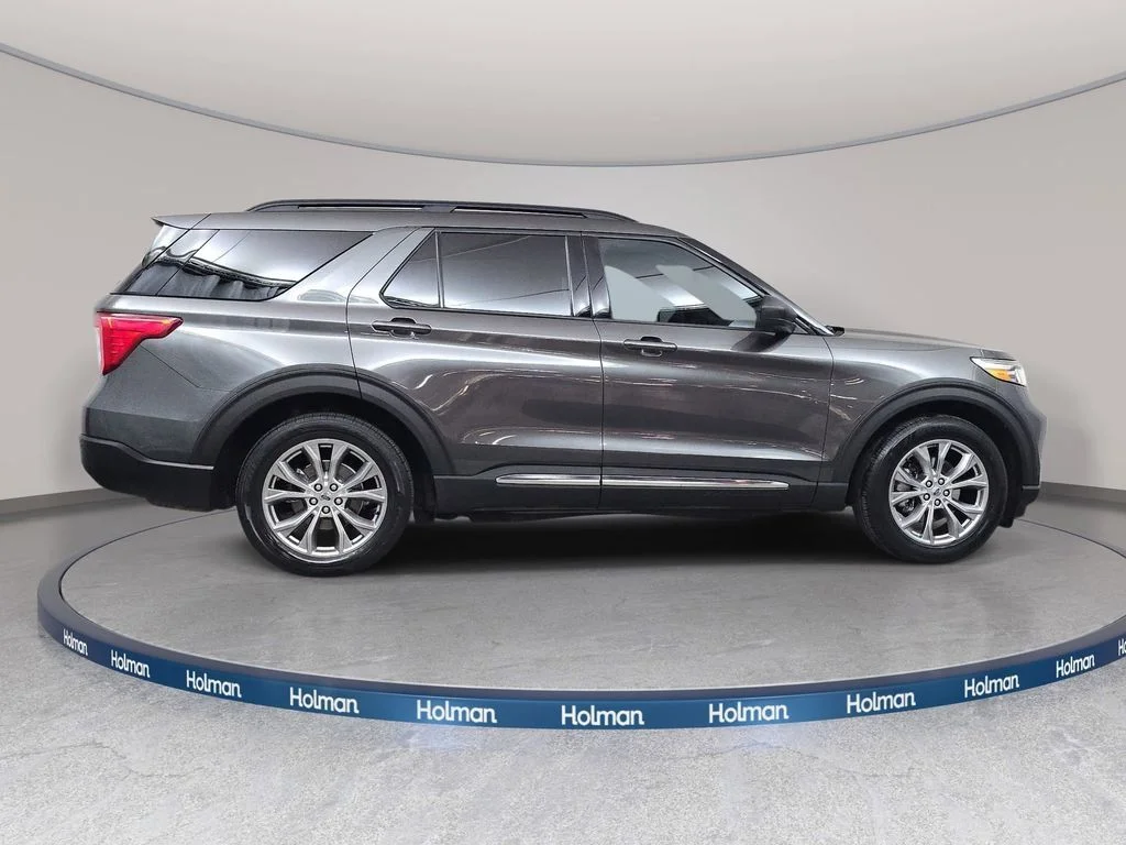 Used 2020 Gray Ford XLT image 5