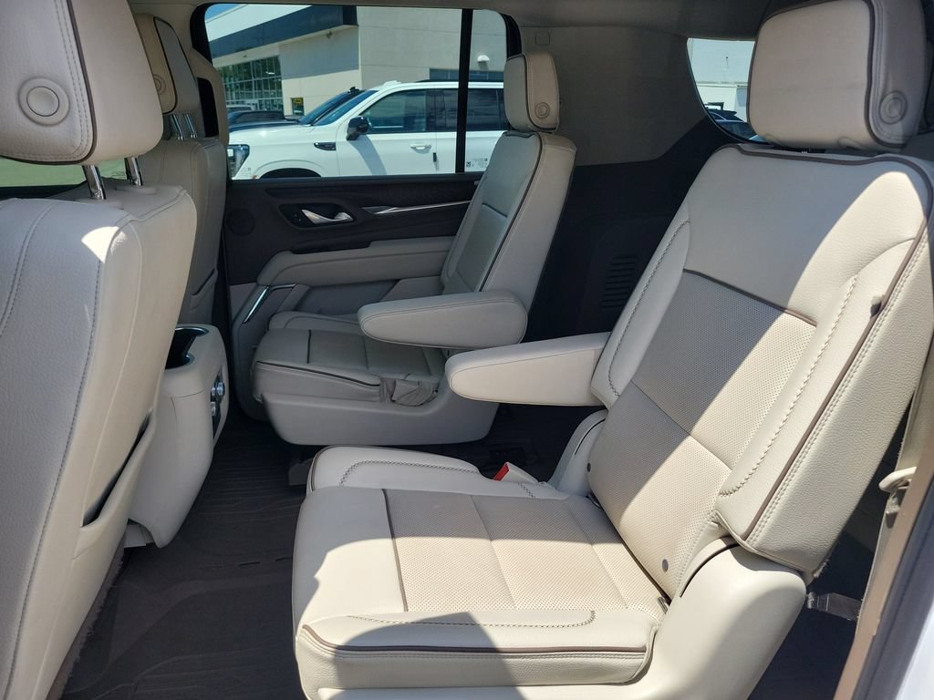 Used 2022 Summit White GMC Denali image 15