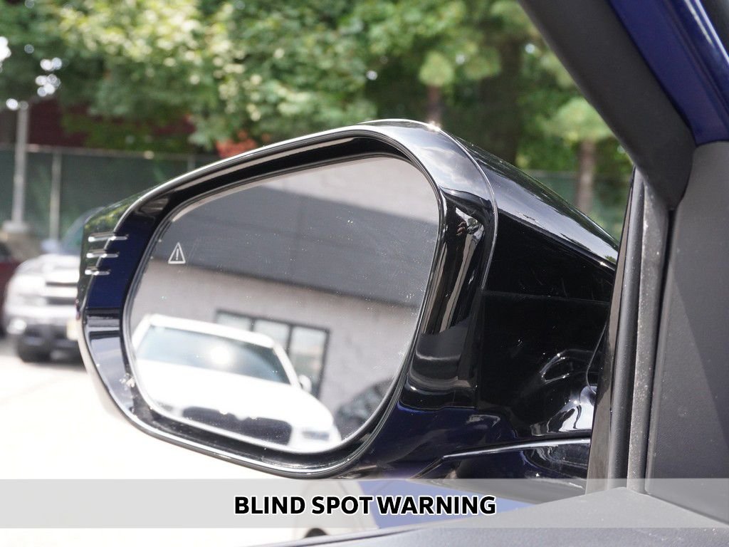 Used 2024 Blue Kia Wind image 6