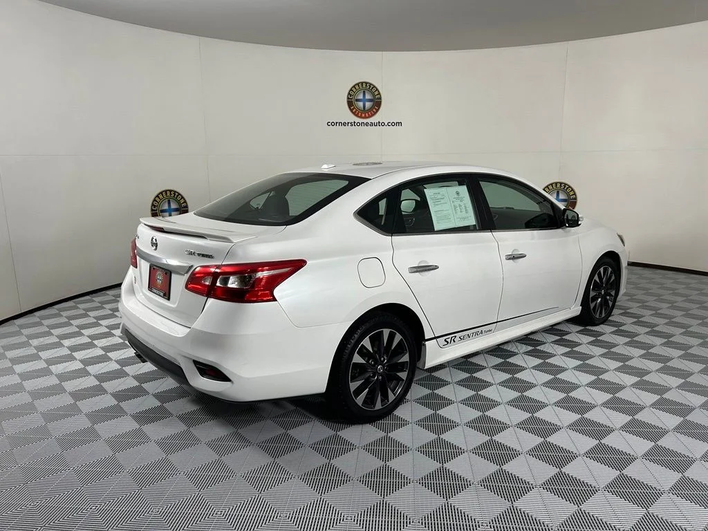 Used 2017 White Nissan SR image 15