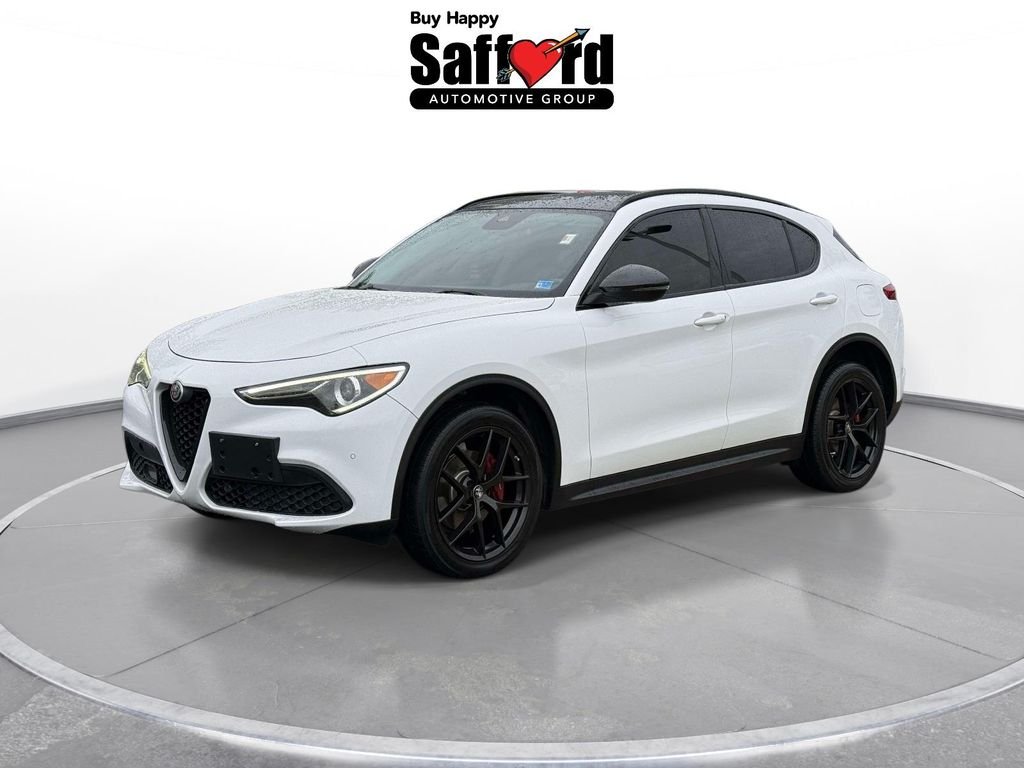 2019 Alfa Romeo Stelvio Sport