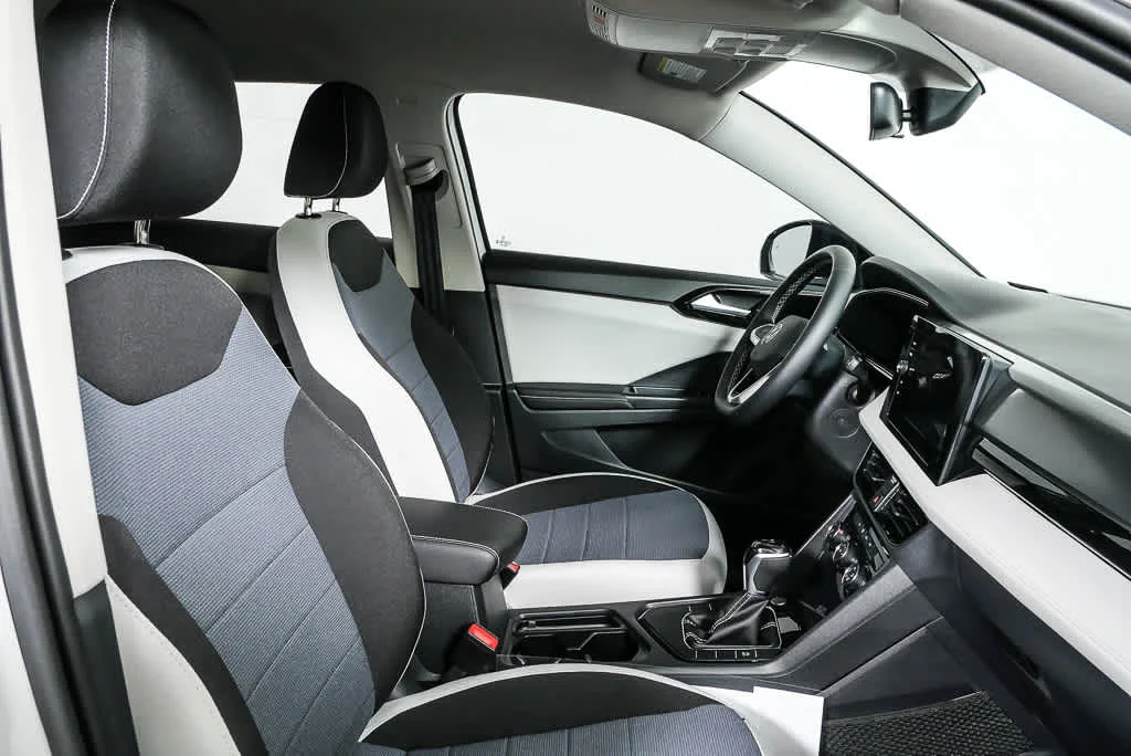New 2026 Pure White Volkswagen S image 21