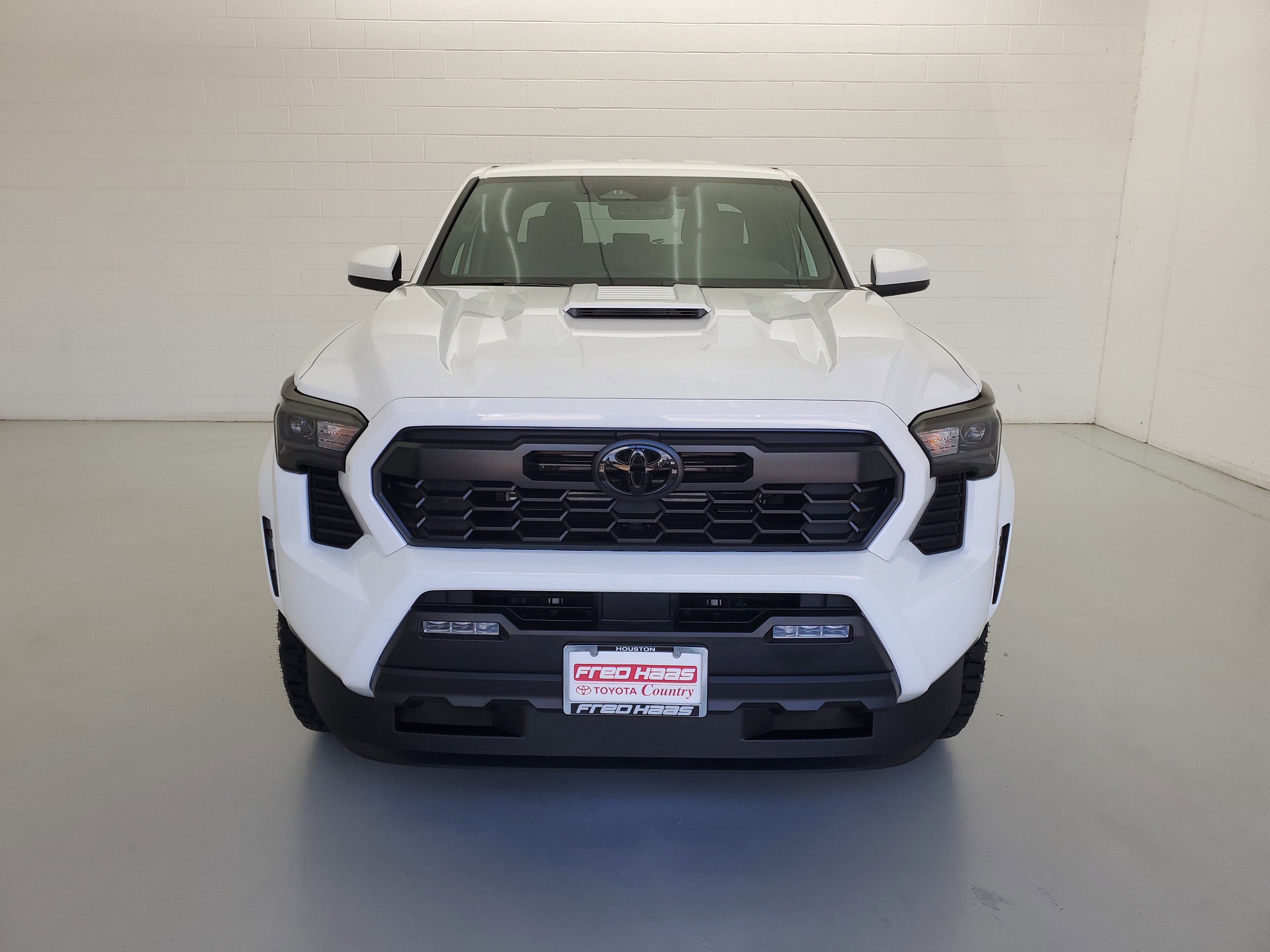 Used 2026 Ice Cap Toyota TRD Sport image 3
