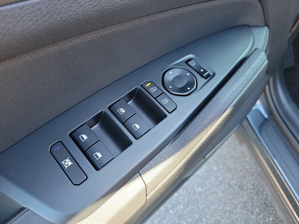 New 2026 Gray Kia LX image 20