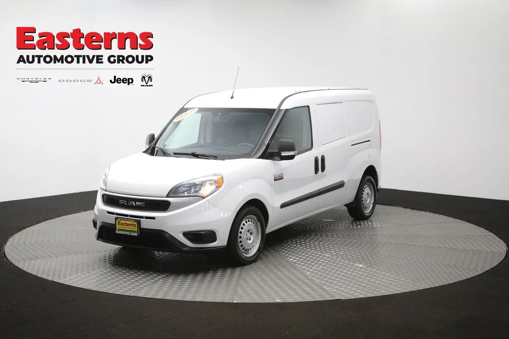 Used 2022 White Ram Base image 53