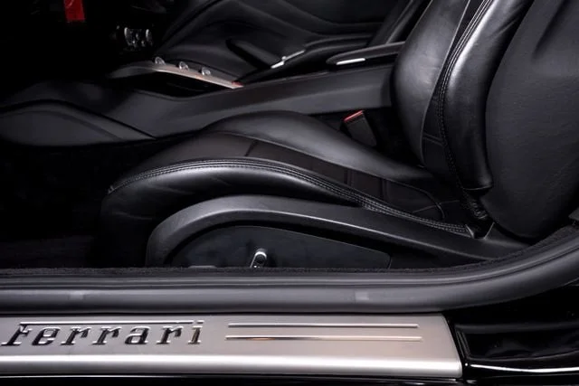 Used 2017 Nero Ferrari T image 25