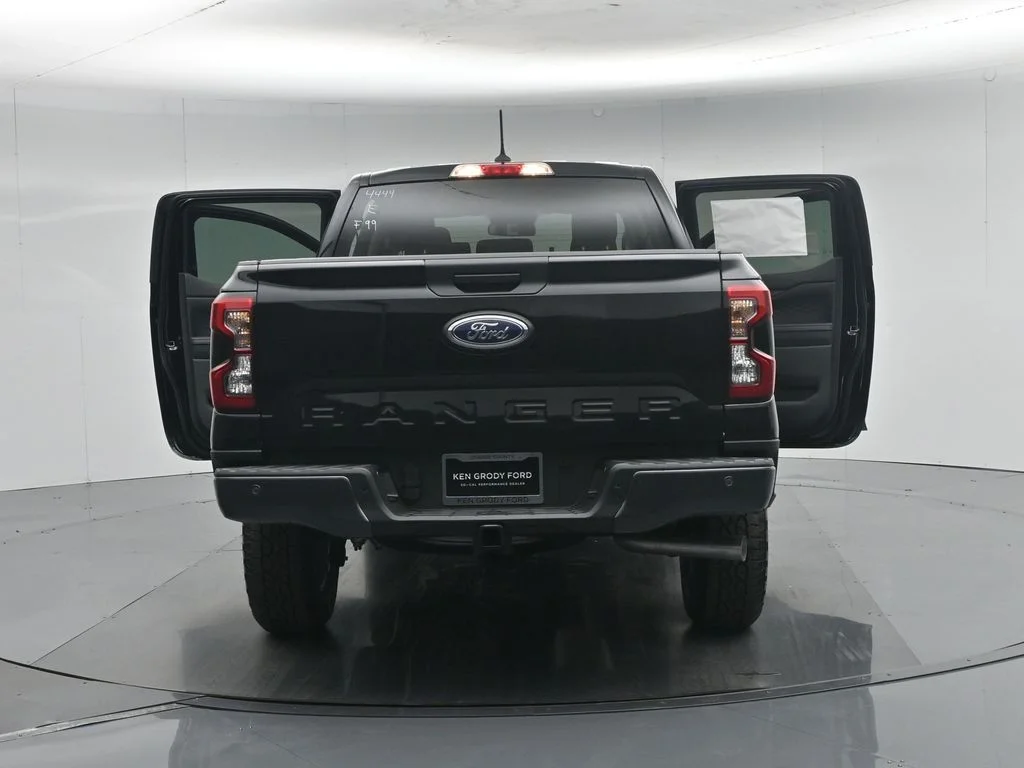 New 2026 Black Ford XLT image 30