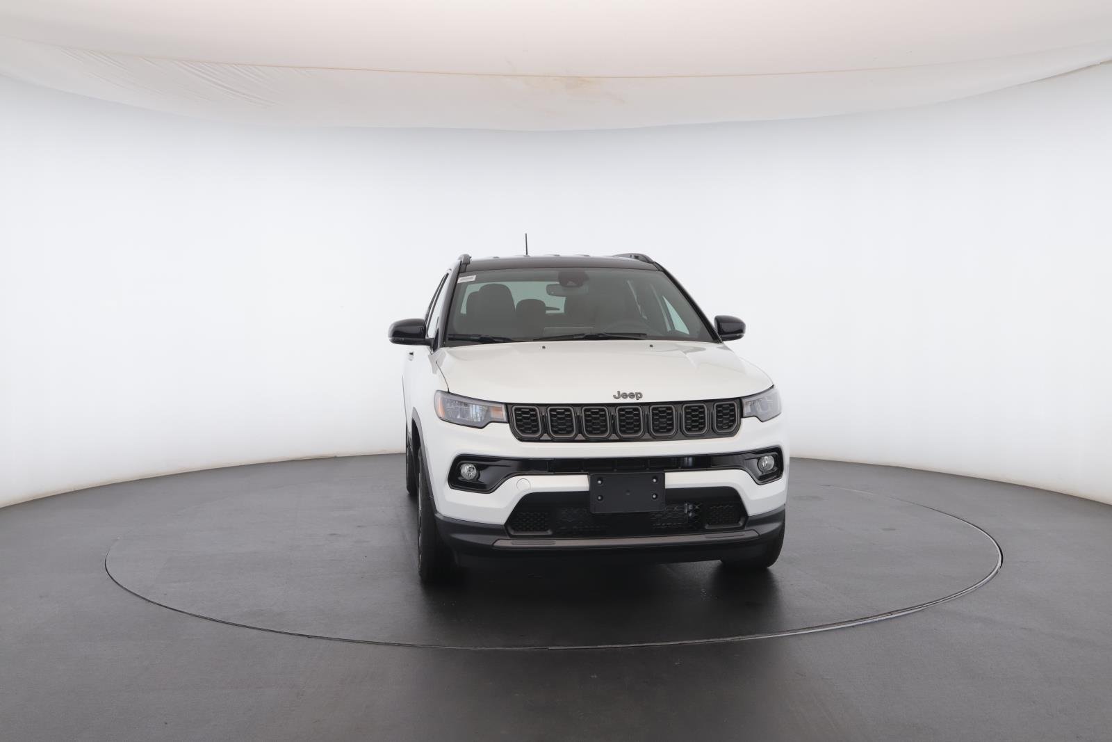 New 2026 Bright White Clear-Coat Exterior Paint Jeep Limited Altitude 4x4 image 35