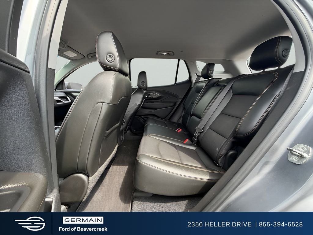 Used 2020 Steel Metallic GMC SLT image 26