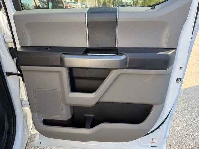 Used 2020 Oxford White Ford XLT image 16