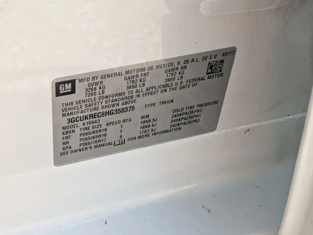 Used 2017 White Chevrolet LT image 27