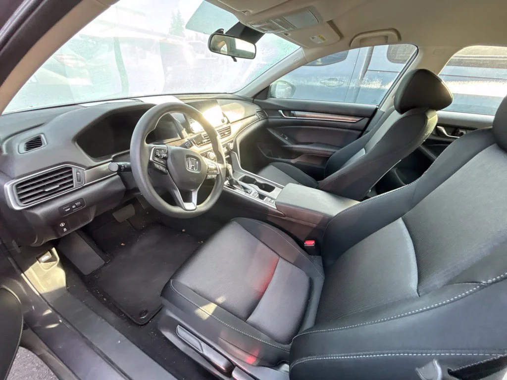 Used 2019 Modern Steel Metallic Honda LX image 6
