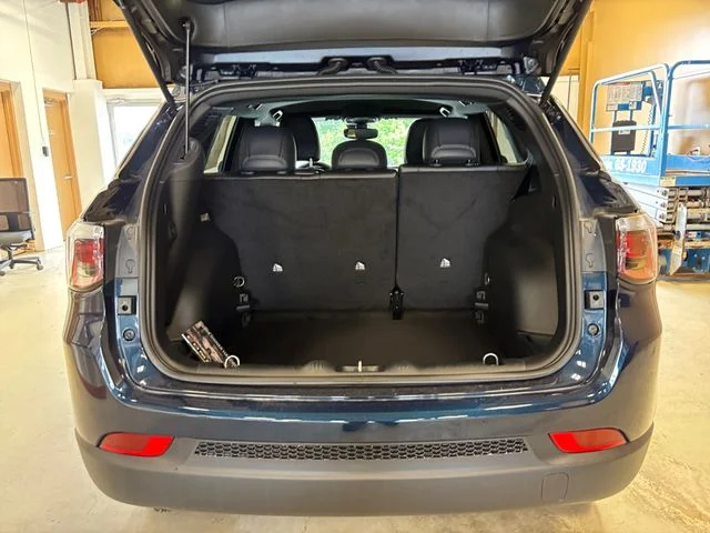 New 2026 Blue Jeep Latitude image 17