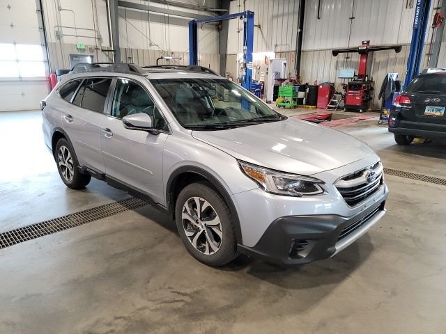 2020 Subaru Outback Limited's photo