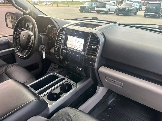 Used 2019 White Ford XLT image 9