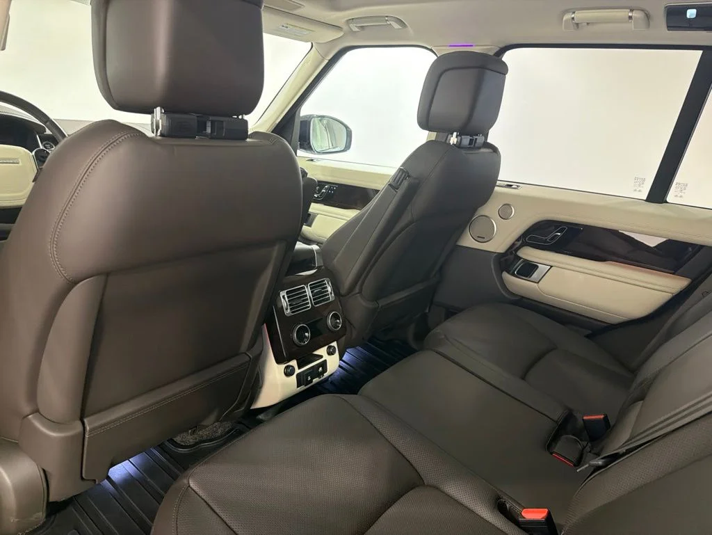 Used 2020  Land Rover HSE image 21