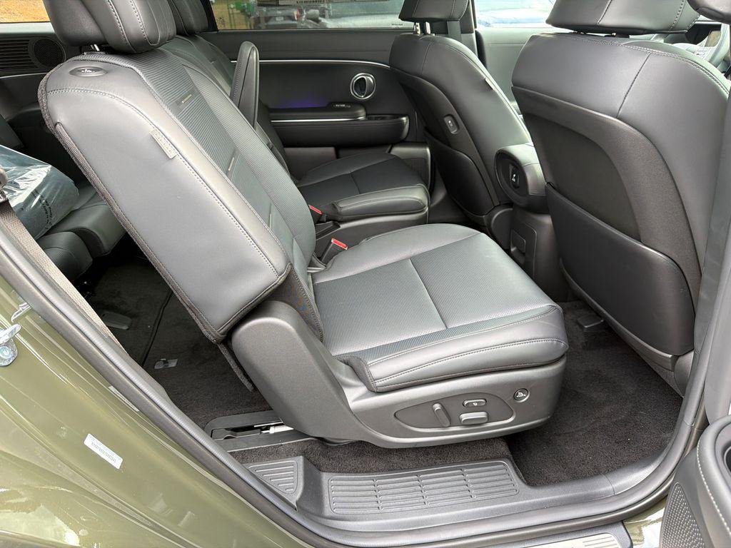 New 2026 Silver Hyundai Calligraphy FWD image 15