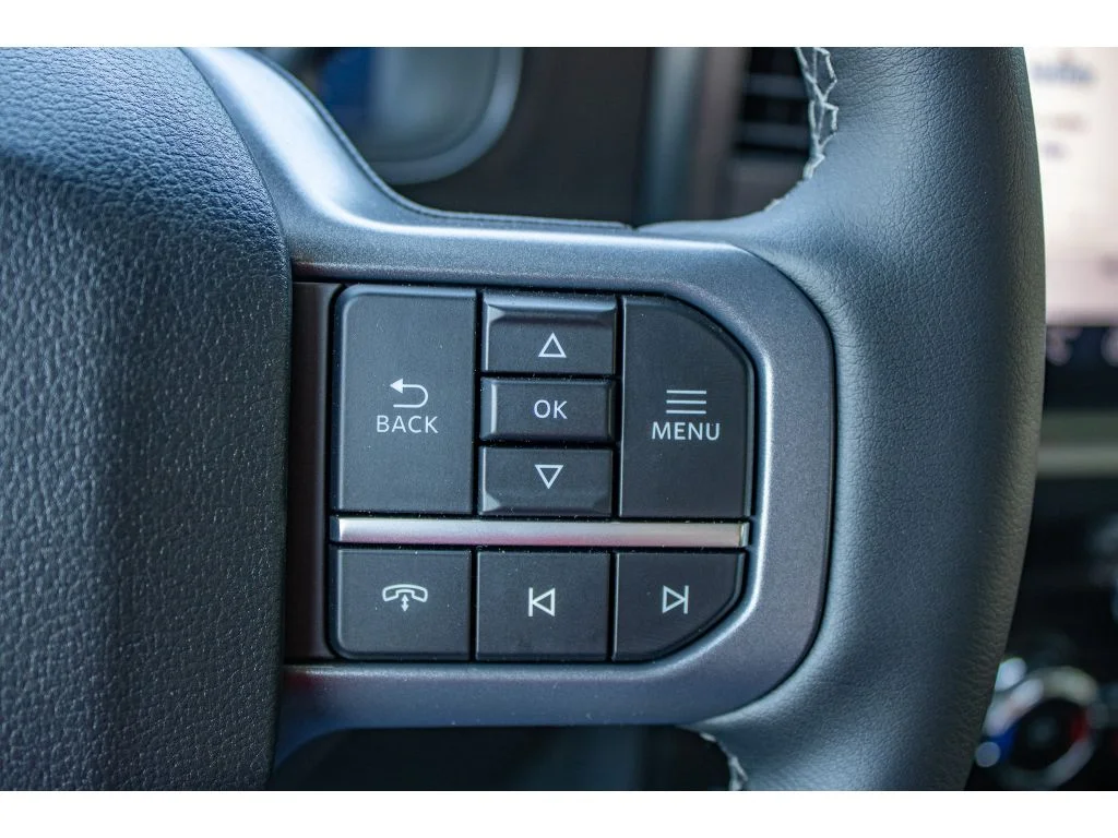 New 2026 OXFORD WHITE Ford LARIAT image 45