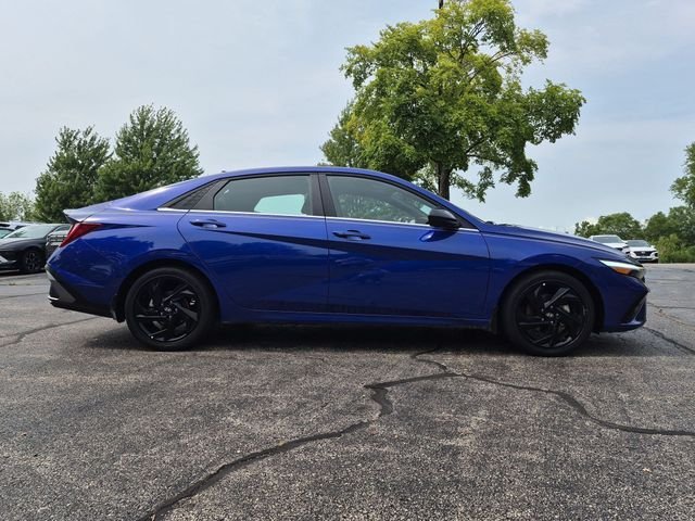 Used 2026 Blue Hyundai SEL Sport image 8