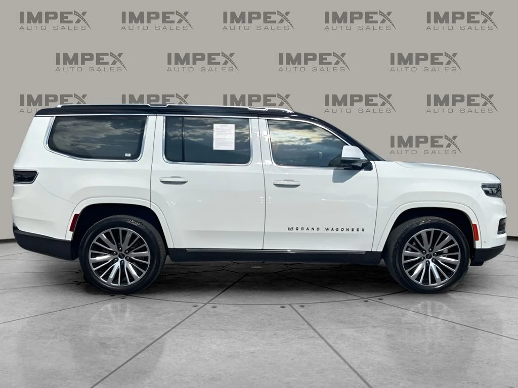 Used 2022 White Jeep Series III image 6