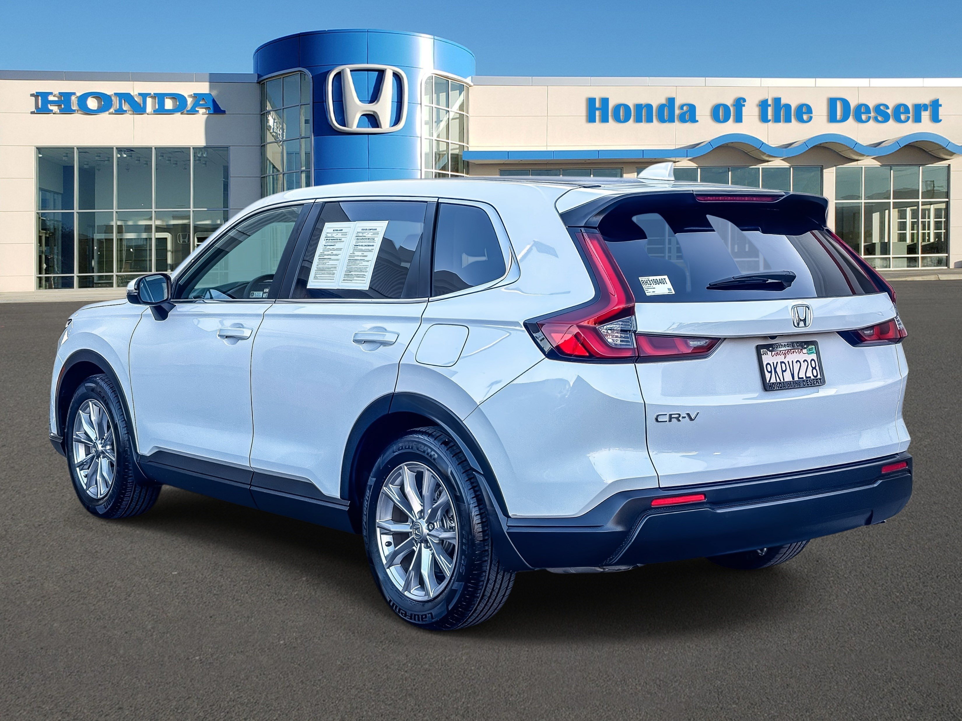 Certified Used 2024 Platinum White Pearl Honda 1.5T 2WD EX image 34