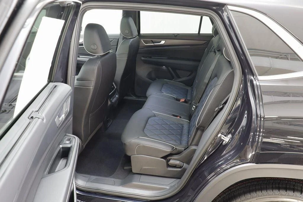 2026 Volkswagen Atlas Cross Sport SEL Premium R-LINE - Photo 16