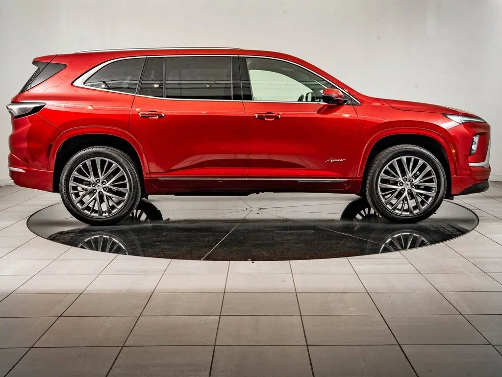Used 2025 Cherry Red Tintcoat Buick Avenir image 11
