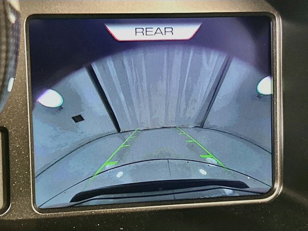 Used 2023  Ferrari Base image 23