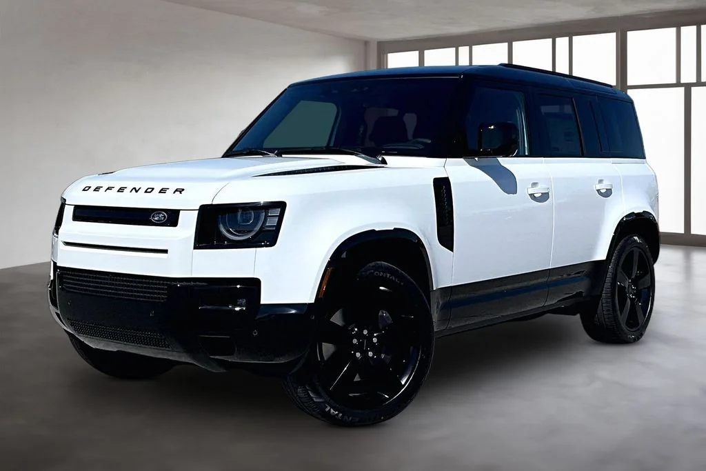 2026 Land Rover Defender 110 X-Dynamic SE P400's photo