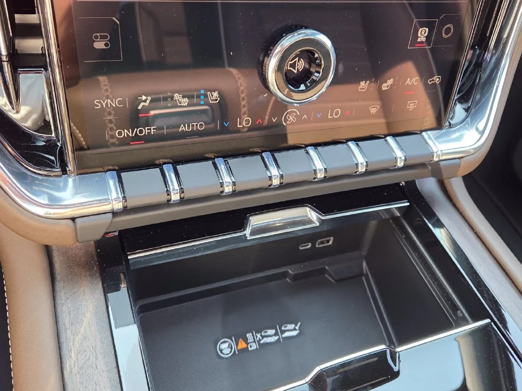 Used 2026 Sterling Metallic GMC Denali Ultimate image 24