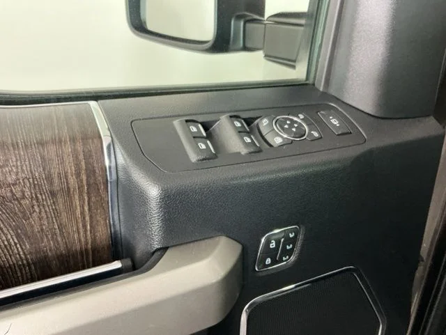 Used 2020 Gray Ford Lariat image 14