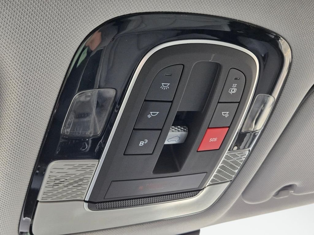 Certified Used 2025 Gray Hyundai SEL Premium image 32
