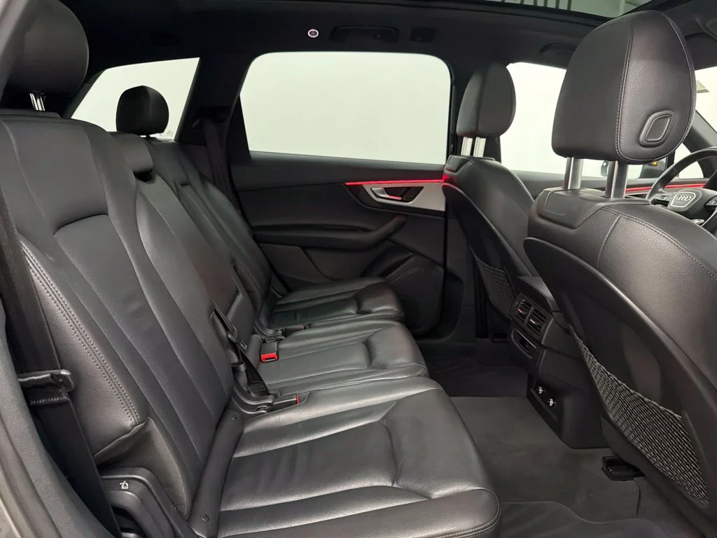 Used 2019 Gray Audi 45 Premium image 30