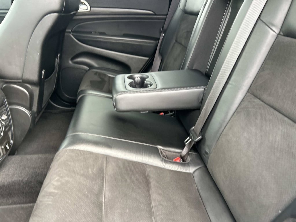 Certified Used 2021 Gray Clearcoat Jeep Laredo X image 18