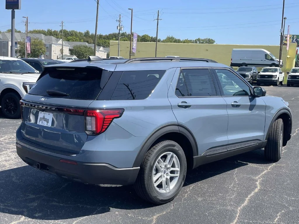 New 2027 Blue Ford Active image 3