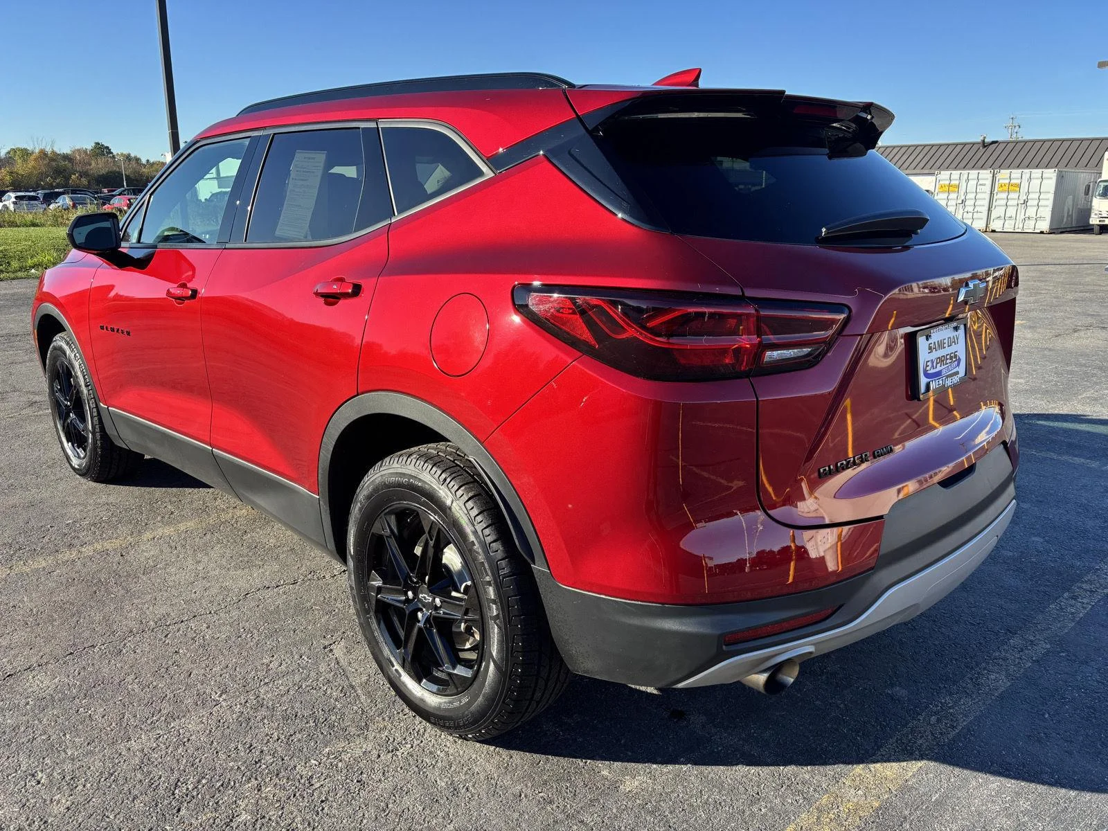 Used 2023 RADIANT RED TINTCOAT Chevrolet LT image 5