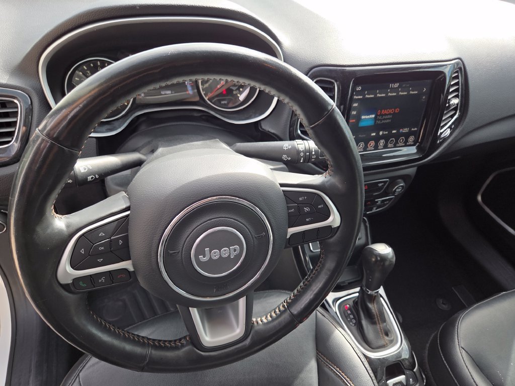 Used 2018 White Clearcoat Jeep Limited image 30