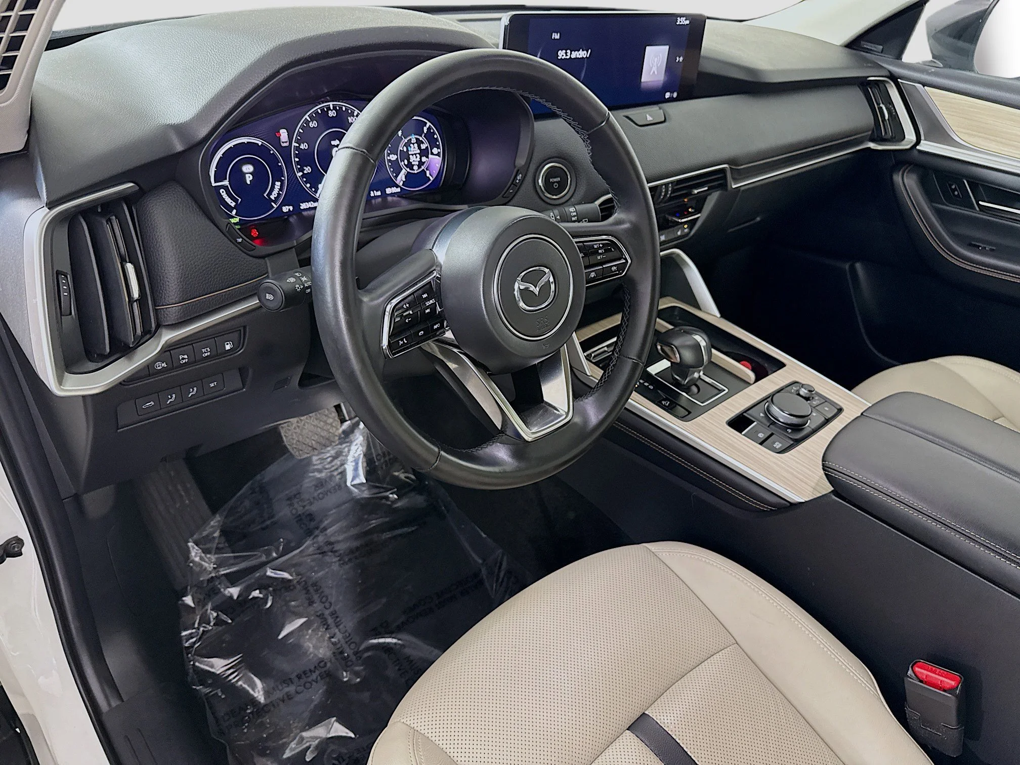Used 2025 Rhodium White Premium Mazda Premium Package image 19