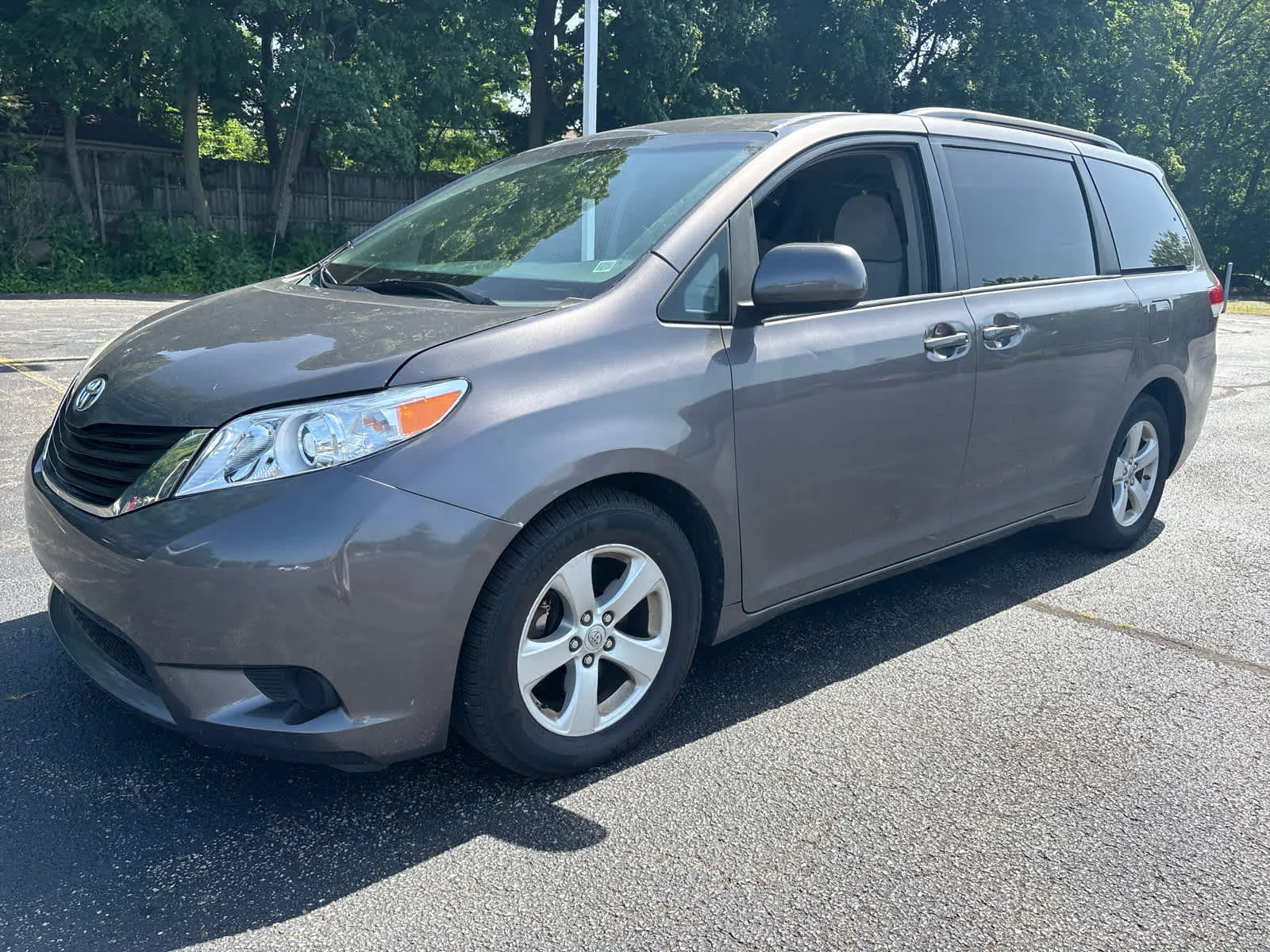 2012 Toyota Sienna LE V6 7-Passenger Access Seat's photo