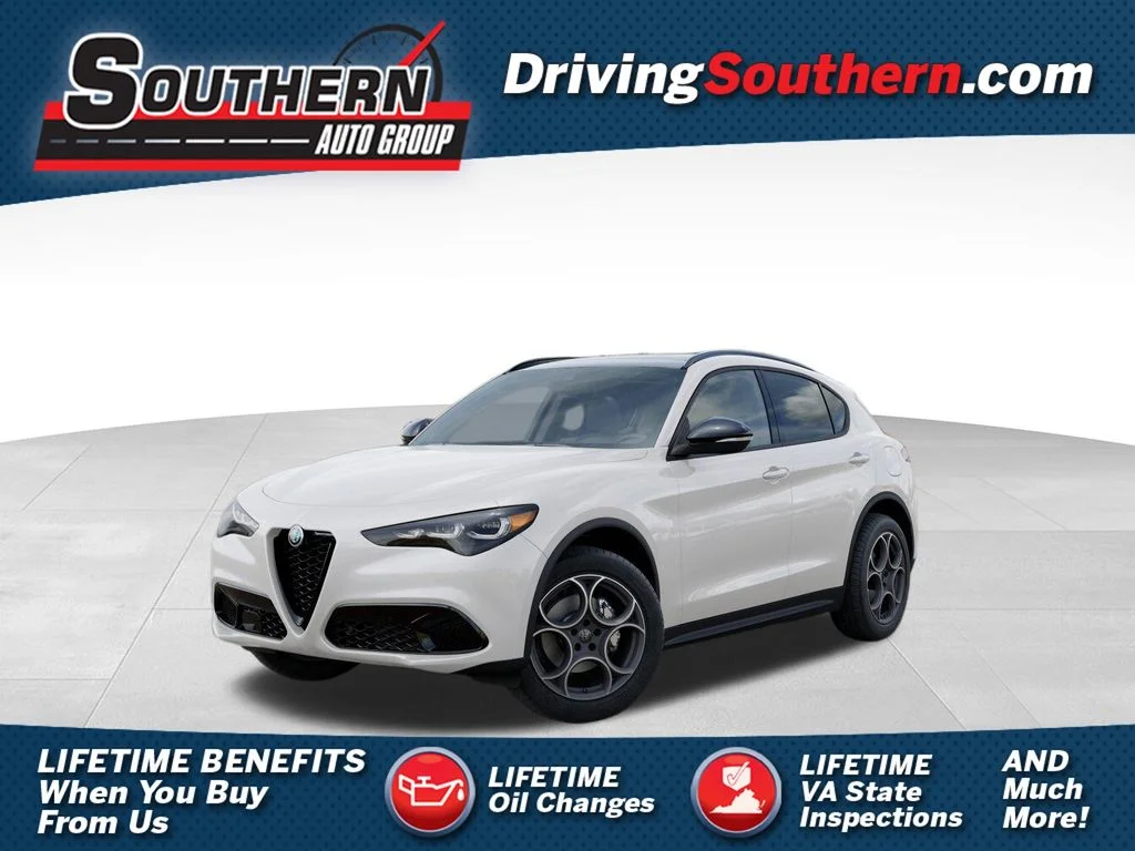 2025 Alfa Romeo Stelvio Stelvio AWD's photo