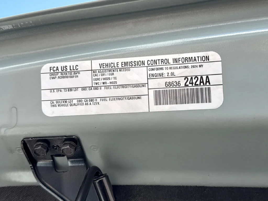 Used 2024 Gray Jeep Sport S 4xe image 11