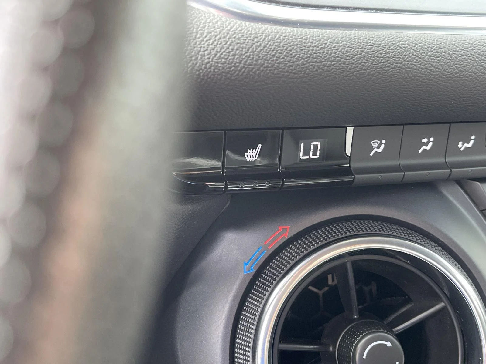 Used 2024 Black Chevrolet 2LT image 26